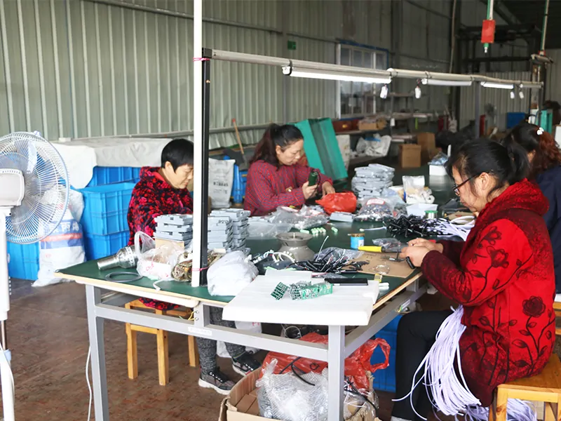 8 Electronic workshop